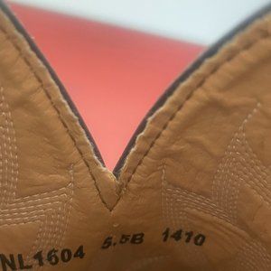Nocona cowboy boots womens 5.5 white stitch